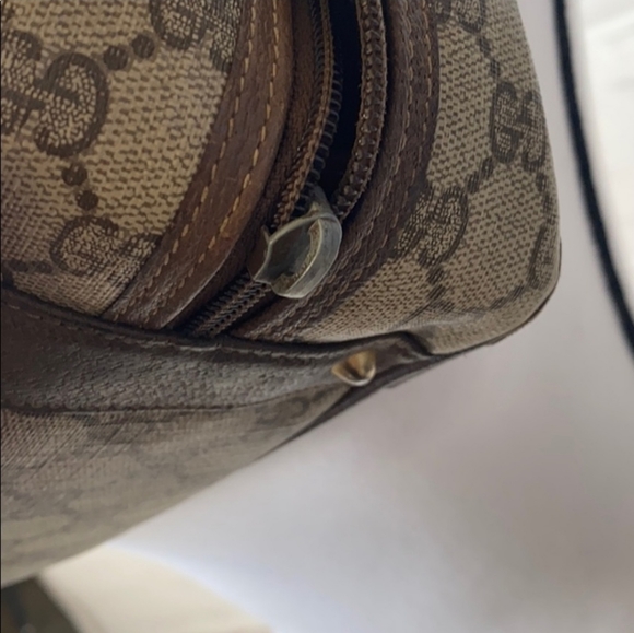 SOLD // Authentic Vintage Gucci Satchel Purse - Picture 11 of 15